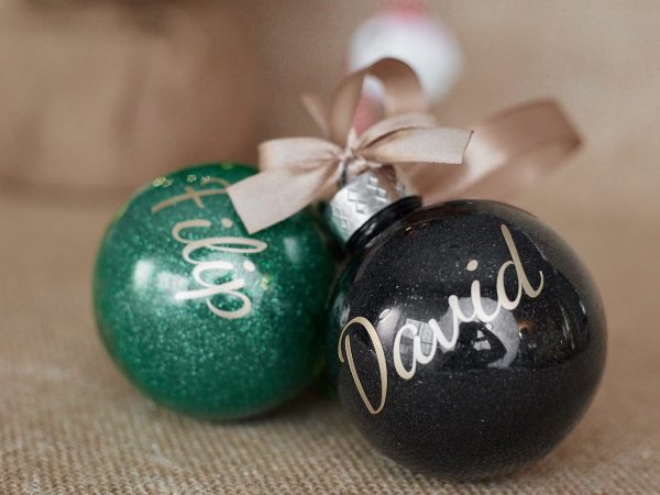 Božićna kuglica s imenom