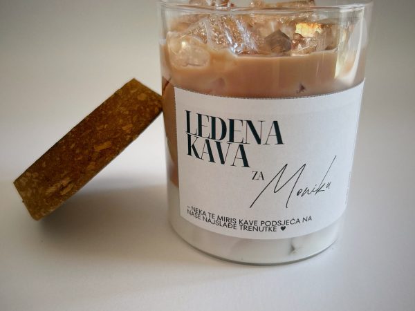 Ledena kava – personalizirana svijeća