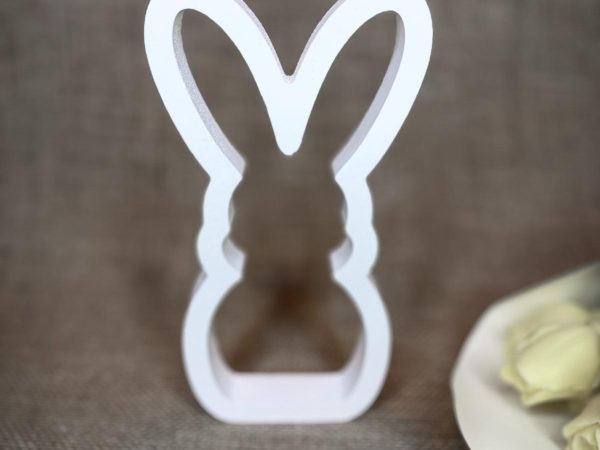 Gipsana dekoracija zeko 1